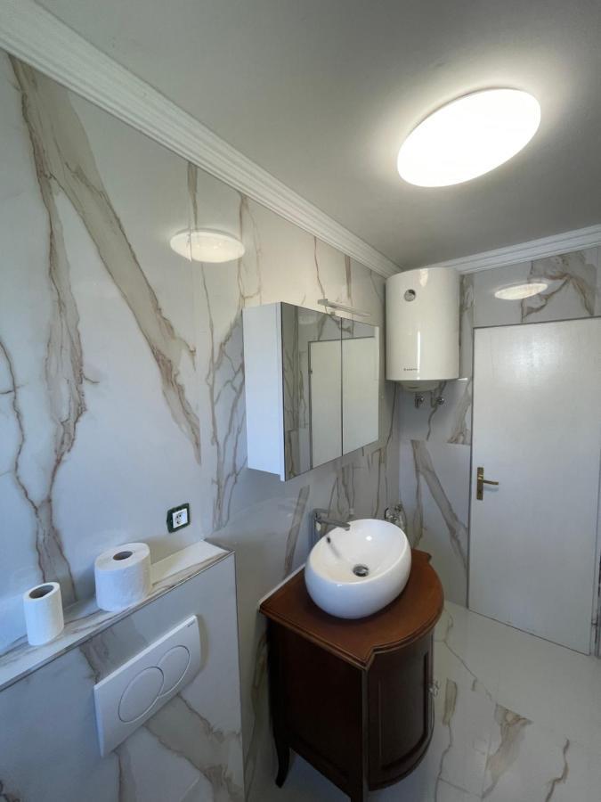 Apartman Nela Apartamento Poreč Exterior foto